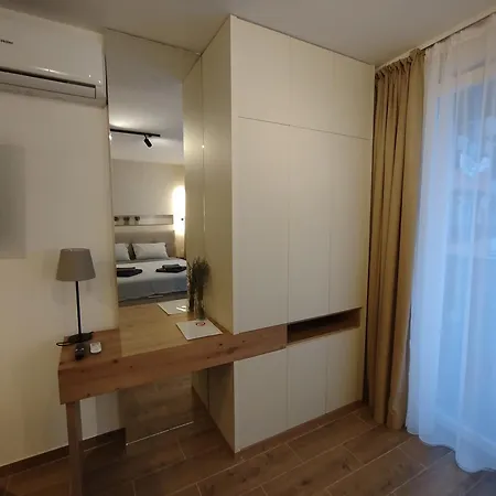 A2 Silver & アパート *