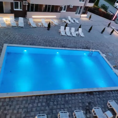 アパート A2 Silver & Veliko Gradište