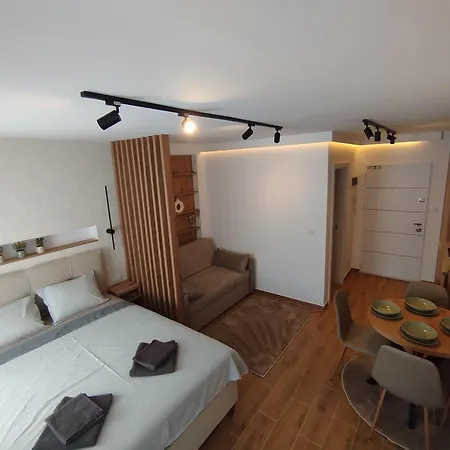 A2 Silver & アパート Veliko Gradište